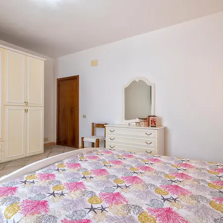 Giovanni Apartment